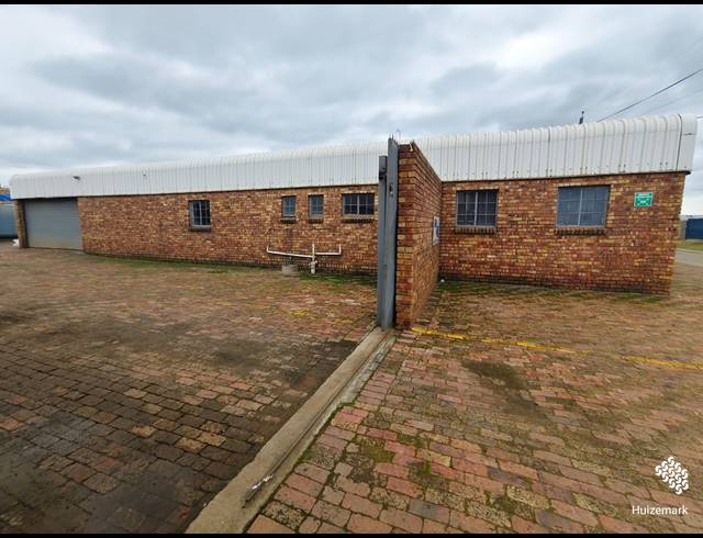 1,500M² BUILDING FOR SALE IN VAALPARK
